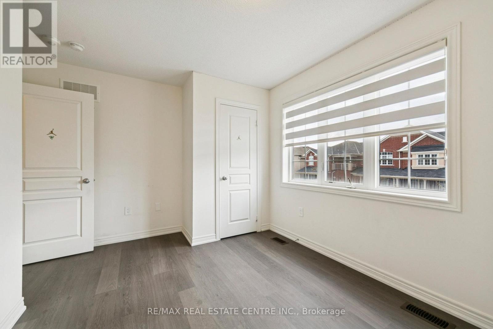 1525 Carr Landing, Milton, Ontario  L9E 1H2 - Photo 33 - W12494804