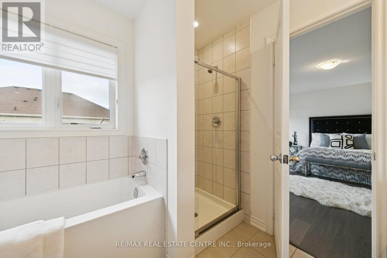 1525 Carr Landing, Milton, Ontario  L9E 1H2 - Photo 41 - W12494804