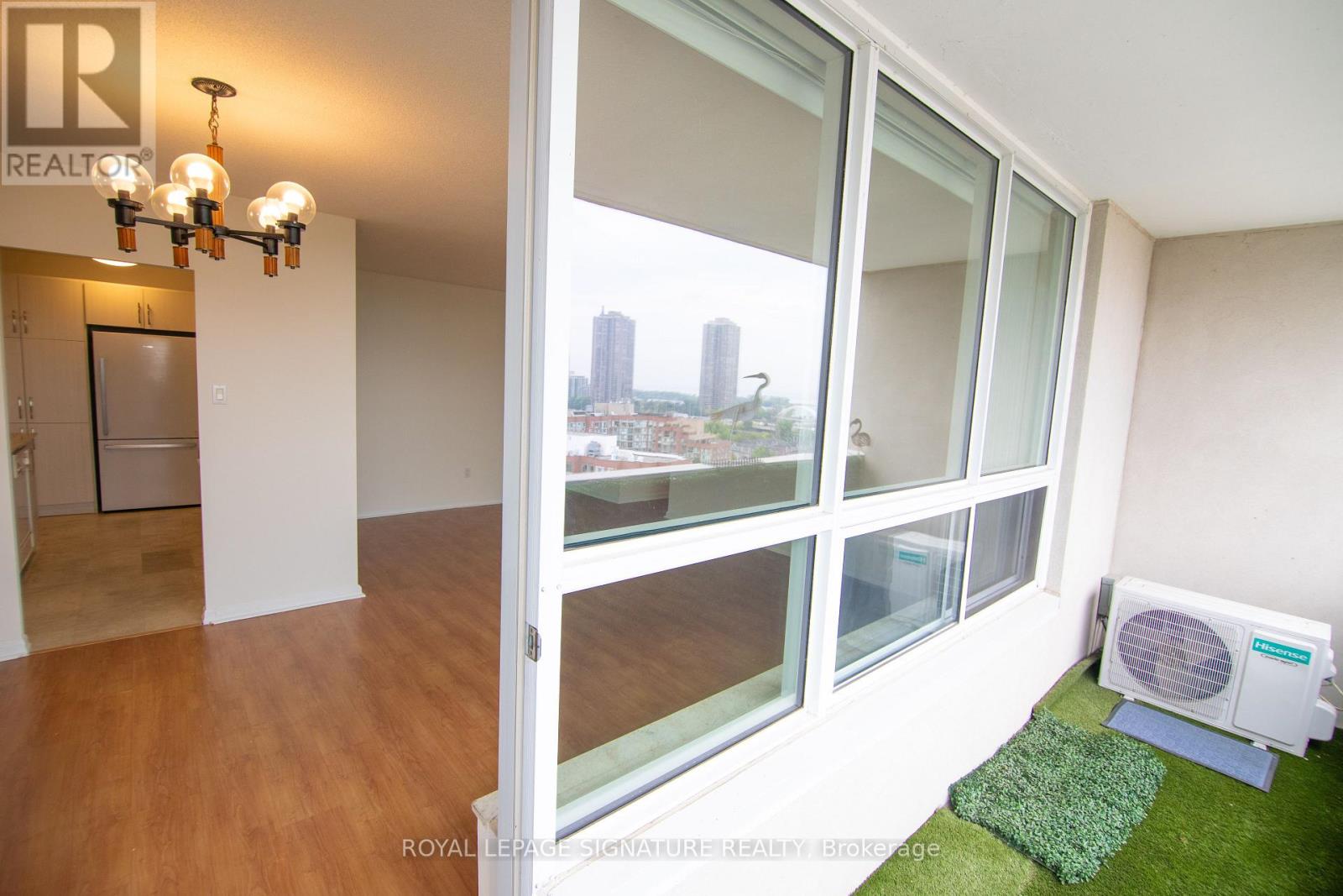 1611 - 45 Southport Street, Toronto, Ontario  M6S 3N5 - Photo 20 - W12494828