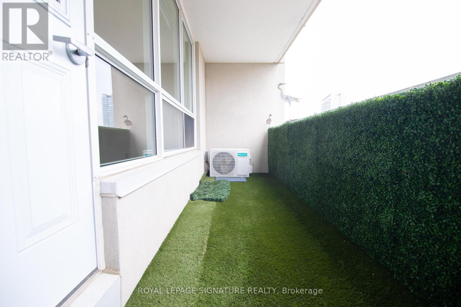 1611 - 45 Southport Street, Toronto, Ontario  M6S 3N5 - Photo 21 - W12494828