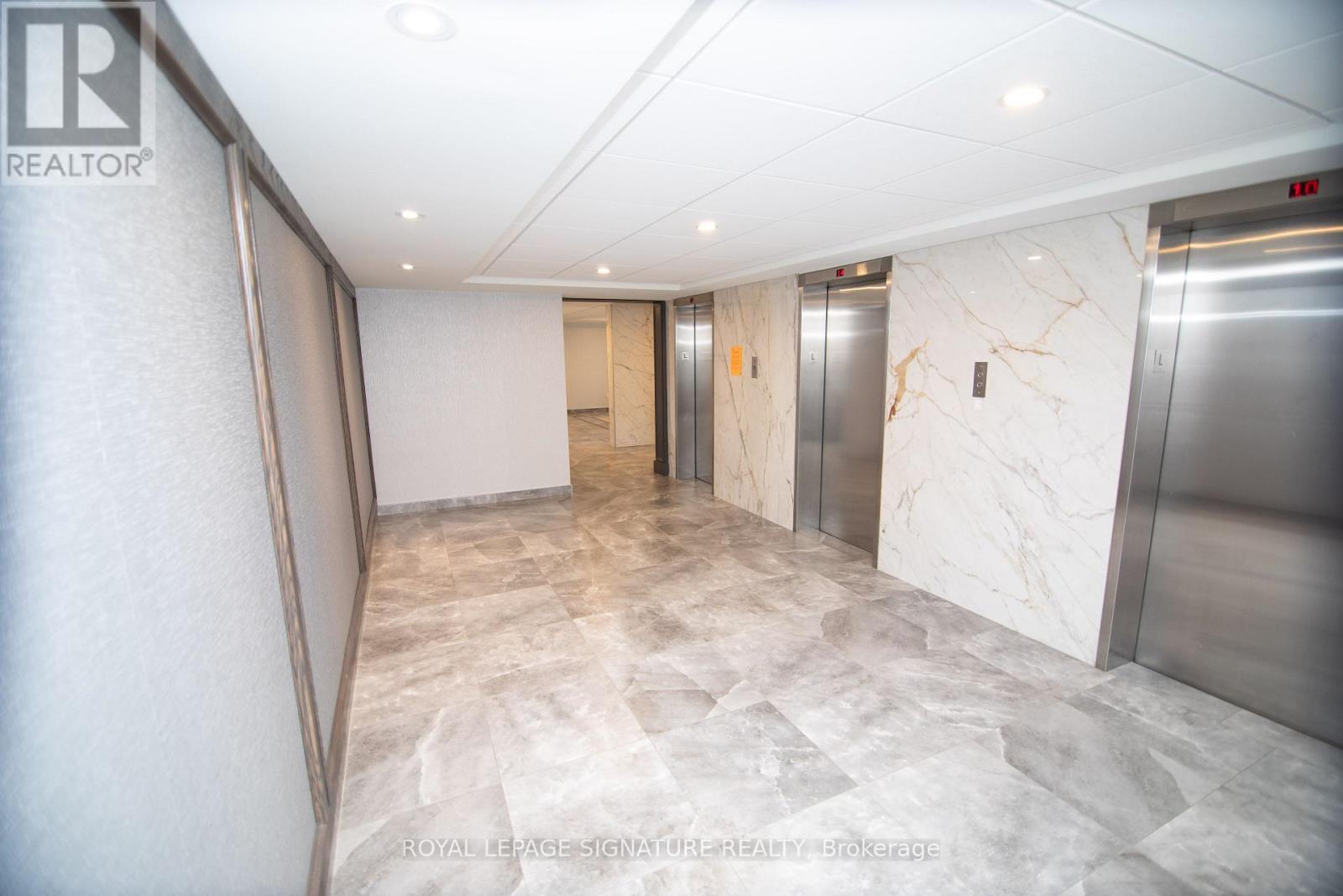 1611 - 45 Southport Street, Toronto, Ontario  M6S 3N5 - Photo 5 - W12494828