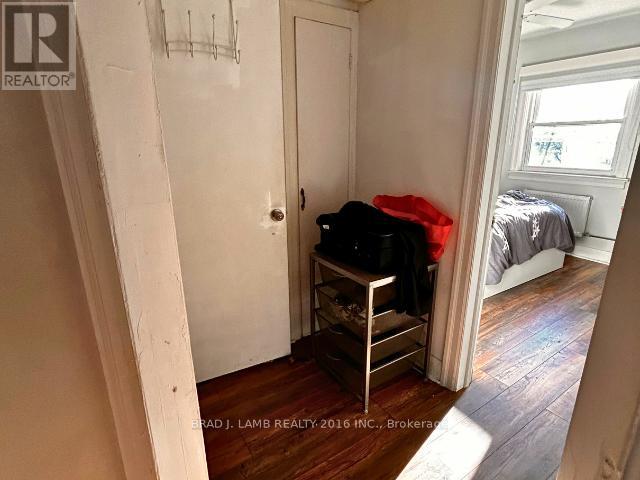 84 Seventeenth Street, Toronto, Ontario  M8V 3K4 - Photo 13 - W12494860