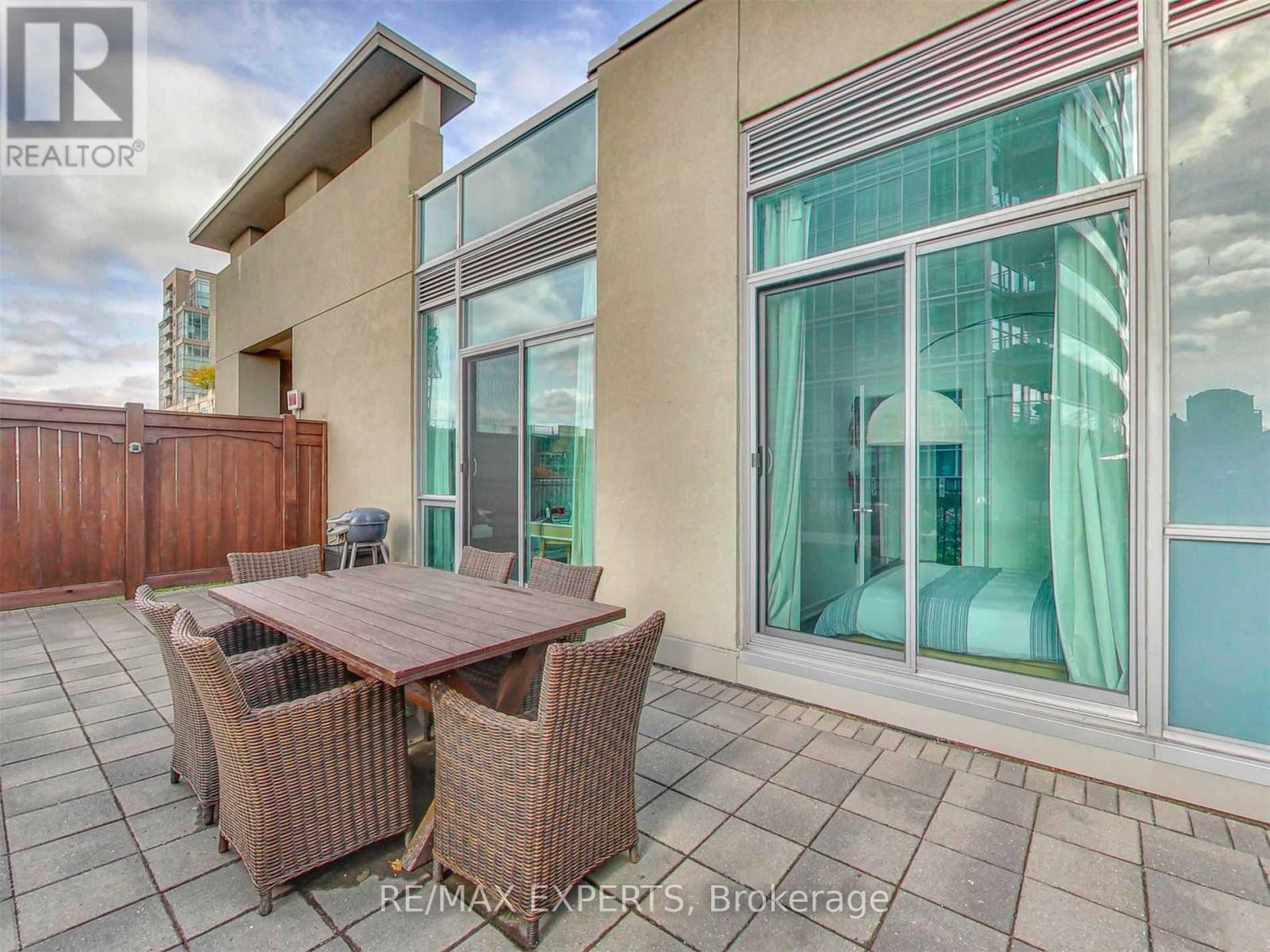 T1 - 165 Legion Road, Toronto, Ontario  M8Y 0B3 - Photo 15 - W12494864