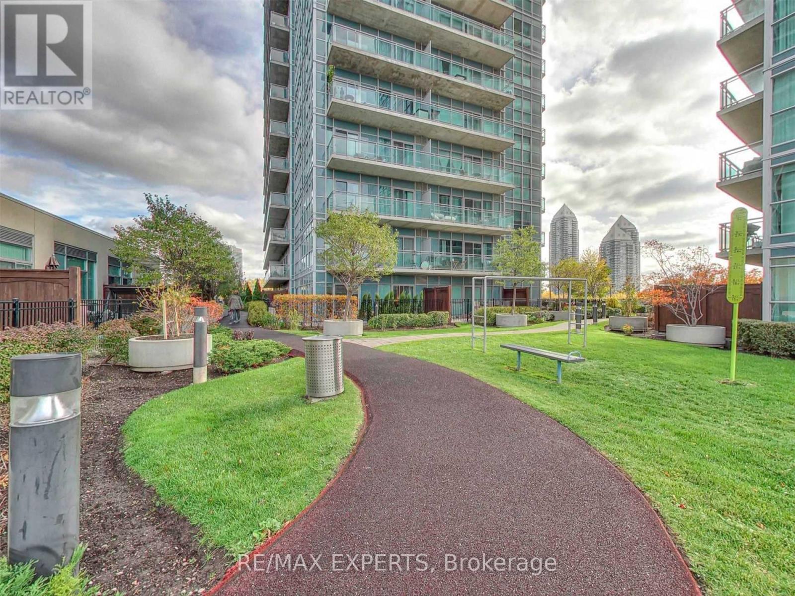 T1 - 165 Legion Road, Toronto, Ontario  M8Y 0B3 - Photo 26 - W12494864