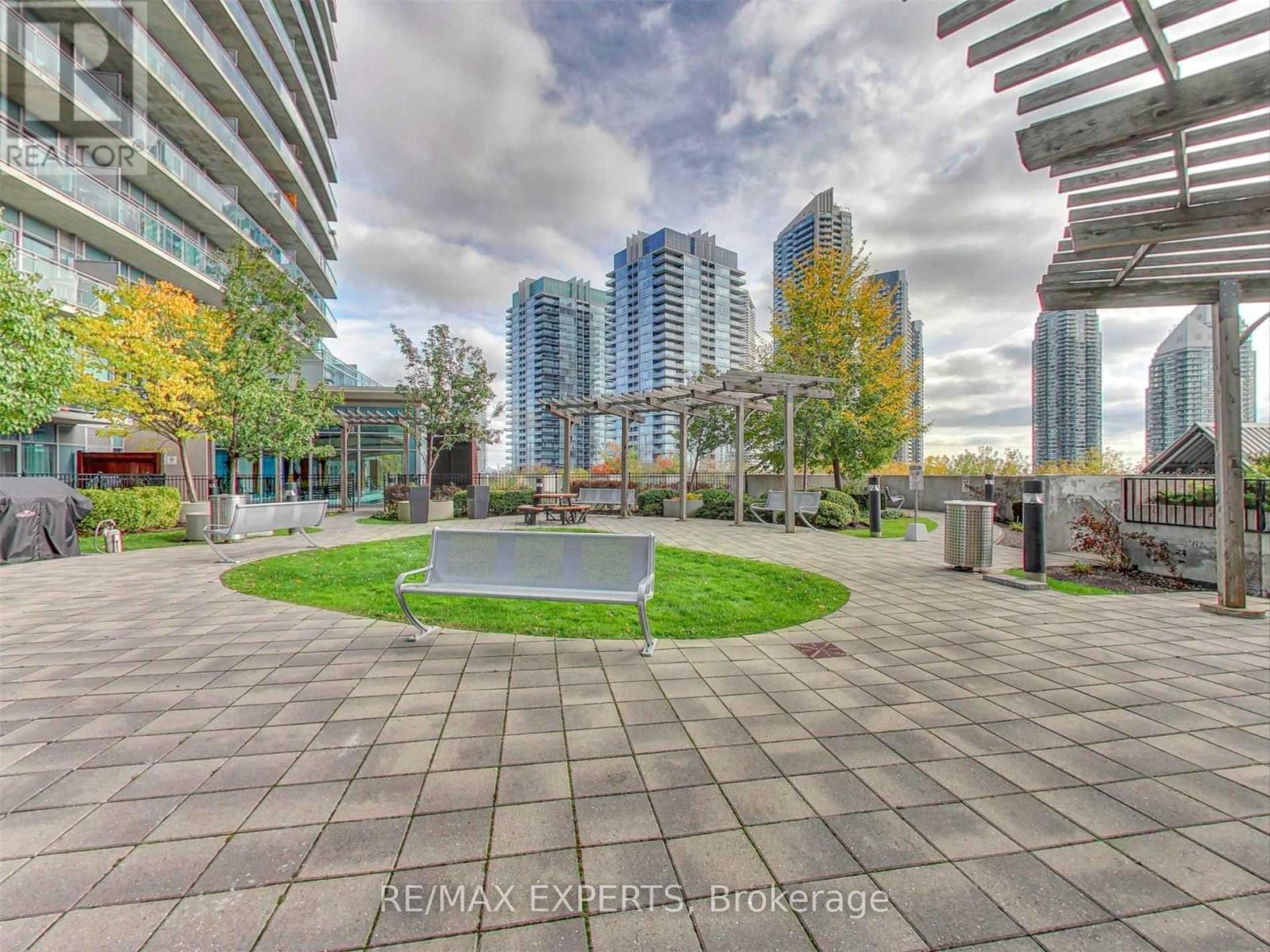 T1 - 165 Legion Road, Toronto, Ontario  M8Y 0B3 - Photo 28 - W12494864