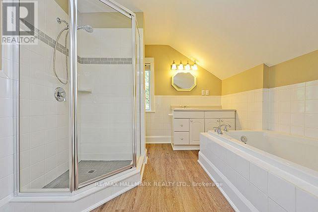 81 Chisholm Street, Oakville, Ontario  L6K 3H8 - Photo 21 - W12494898