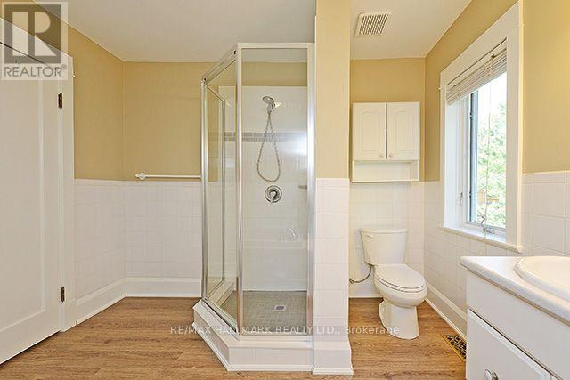 81 Chisholm Street, Oakville, Ontario  L6K 3H8 - Photo 23 - W12494898