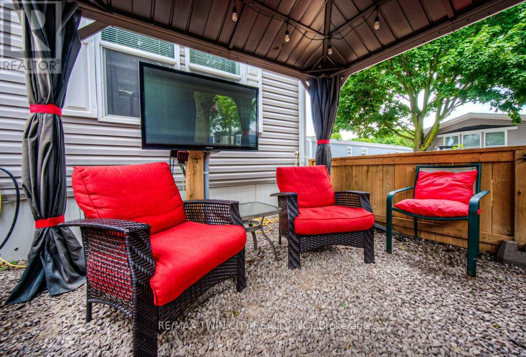 517 - 99 Fourth Concession Road, Brant, Ontario N0E 1A0 - Photo 12 - X12357377