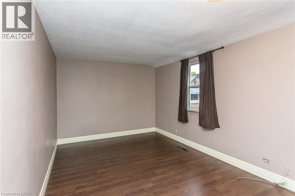 552 Courtland Avenue E, Kitchener, Ontario  N2G 2W8 - Photo 28 - 40784453