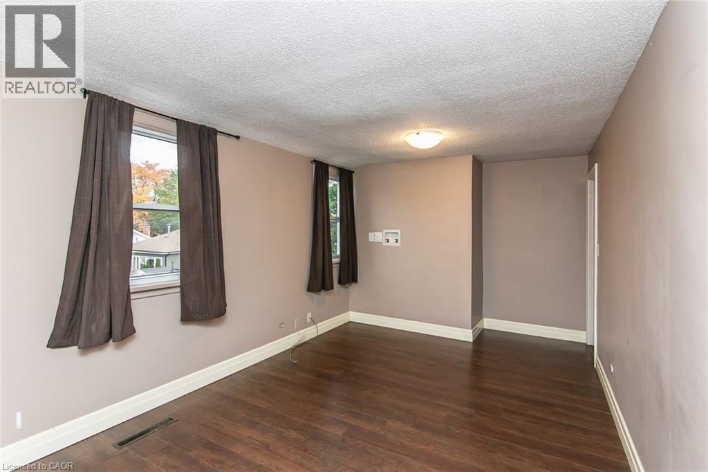 552 Courtland Avenue E, Kitchener, Ontario  N2G 2W8 - Photo 29 - 40784453