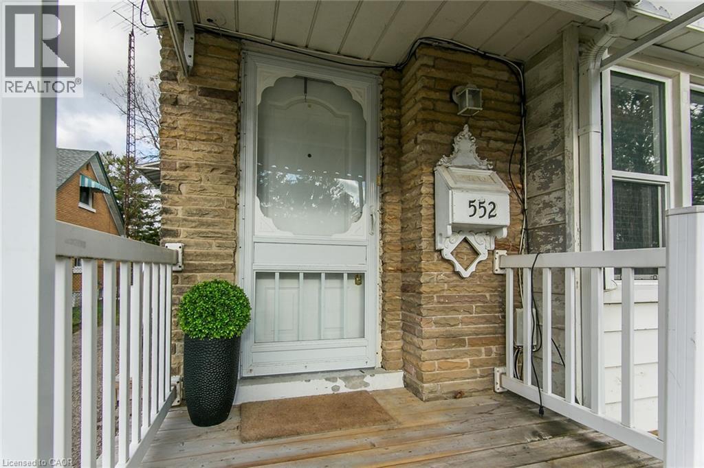 552 Courtland Avenue E, Kitchener, Ontario  N2G 2W8 - Photo 4 - 40784453