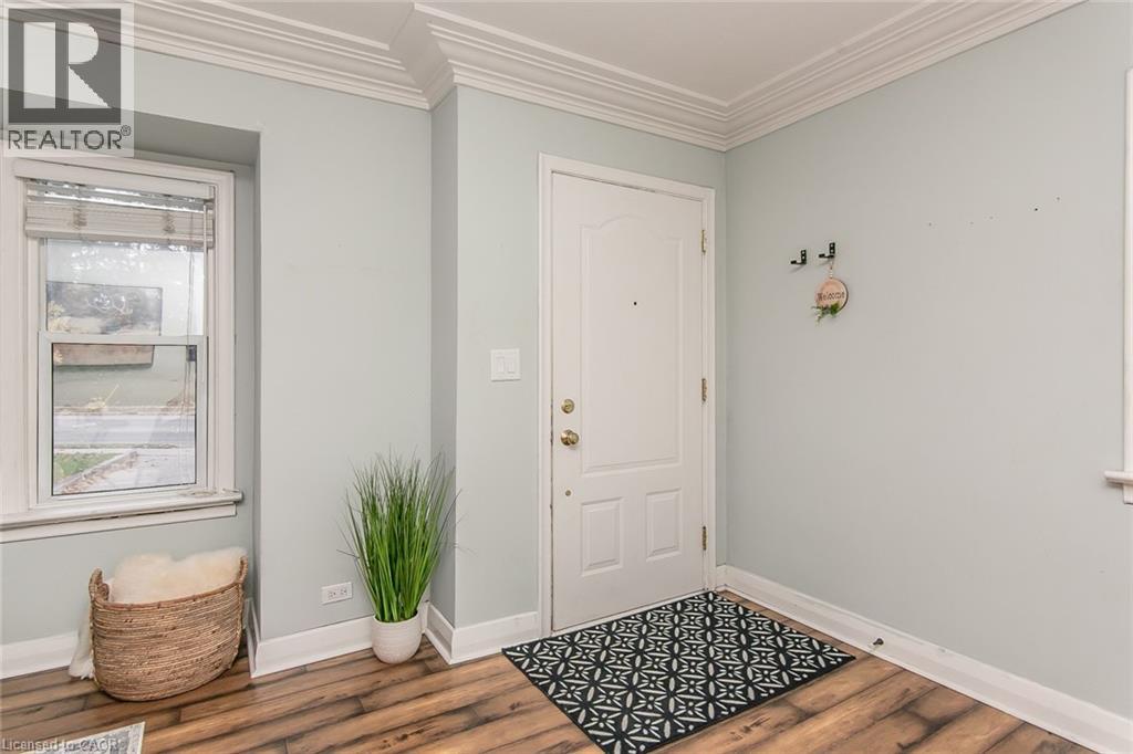 552 Courtland Avenue E, Kitchener, Ontario  N2G 2W8 - Photo 5 - 40784453