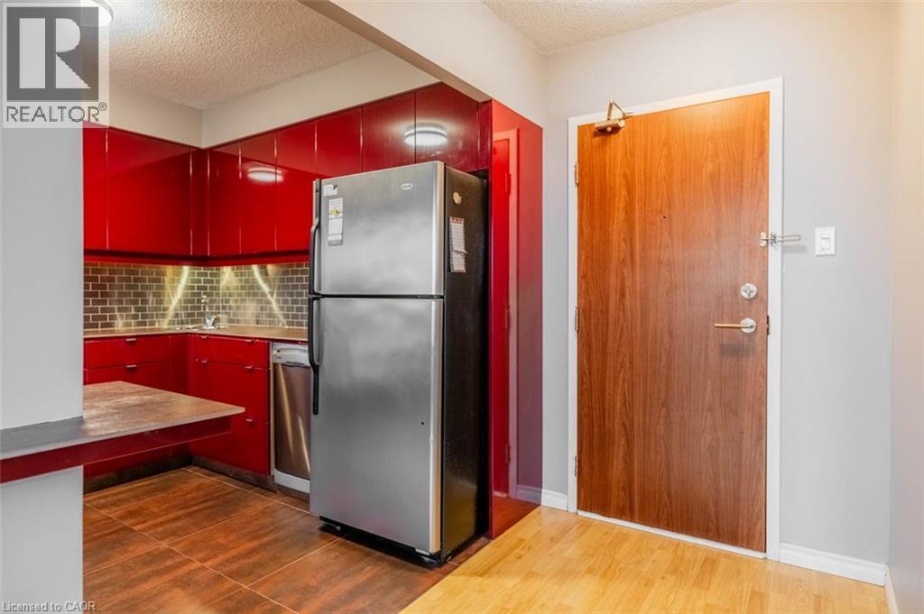 2301 Derry Road W Unit# 405, Mississauga, Ontario  L5N 2R4 - Photo 3 - 40783827