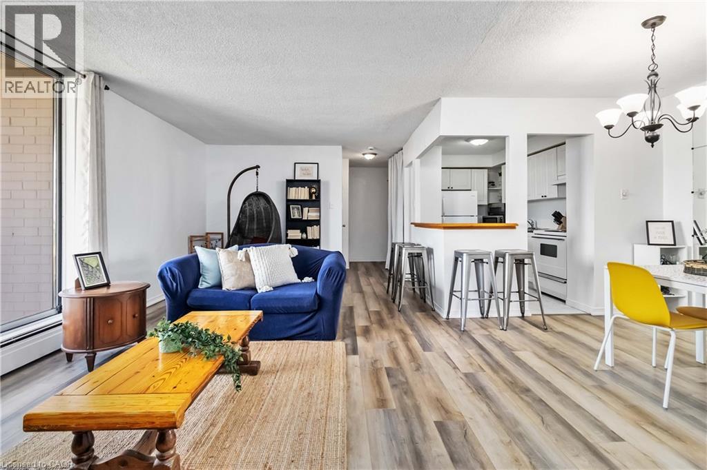 975 Warwick Court Unit# 1501, Burlington, Ontario  L7T 3Z7 - Photo 7 - 40782533