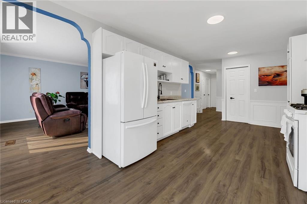 4473 Christopher Court, Beamsville, Ontario  L3J 0E1 - Photo 15 - 40770286