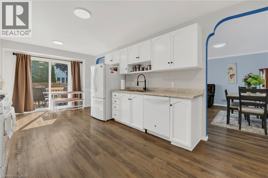 4473 Christopher Court, Beamsville, Ontario  L3J 0E1 - Photo 12 - 40770286