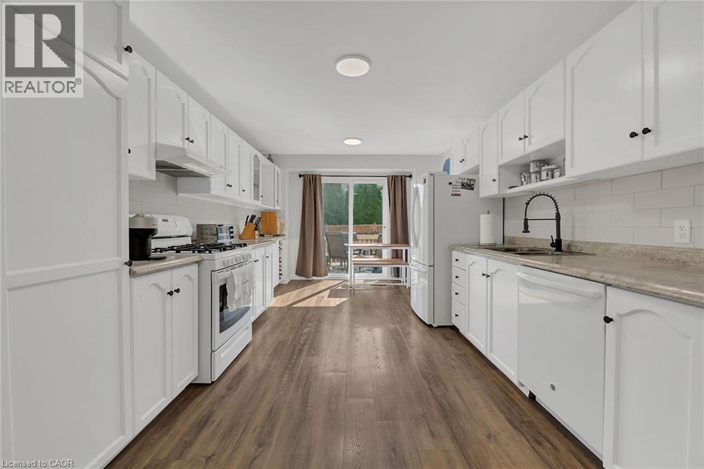 4473 Christopher Court, Beamsville, Ontario  L3J 0E1 - Photo 11 - 40770286