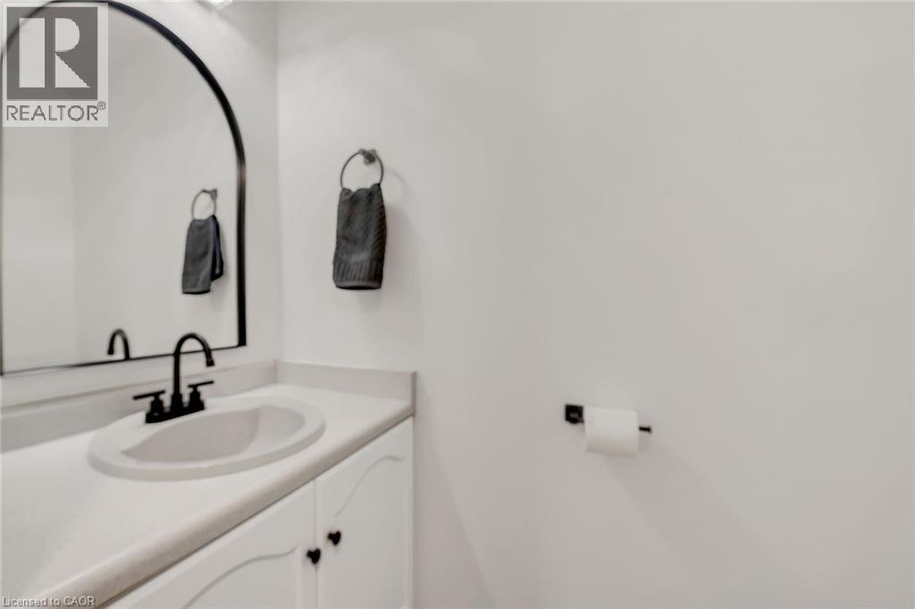 4473 Christopher Court, Beamsville, Ontario  L3J 0E1 - Photo 19 - 40770286