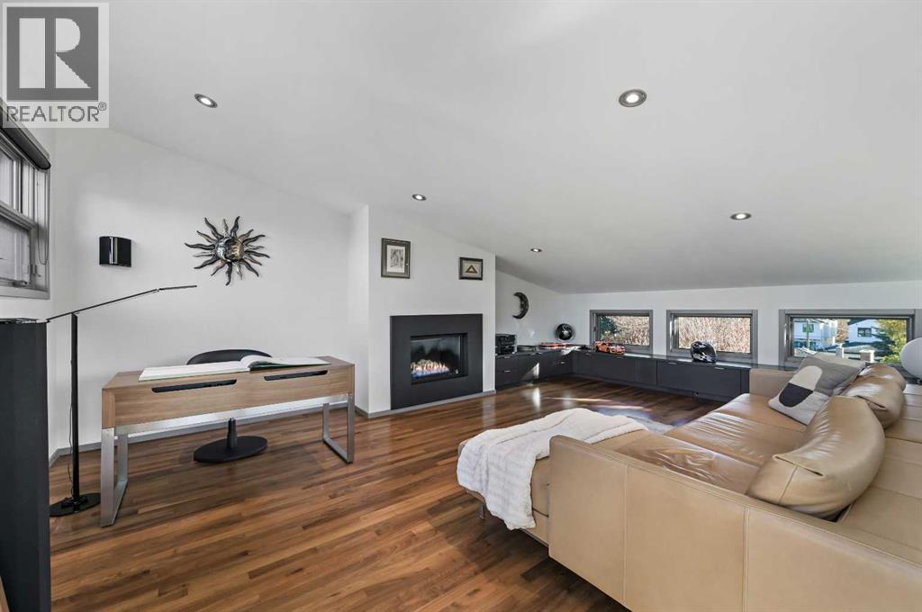 2702 28 Avenue Sw, Calgary, Alberta  T3E 2B1 - Photo 35 - A2264953