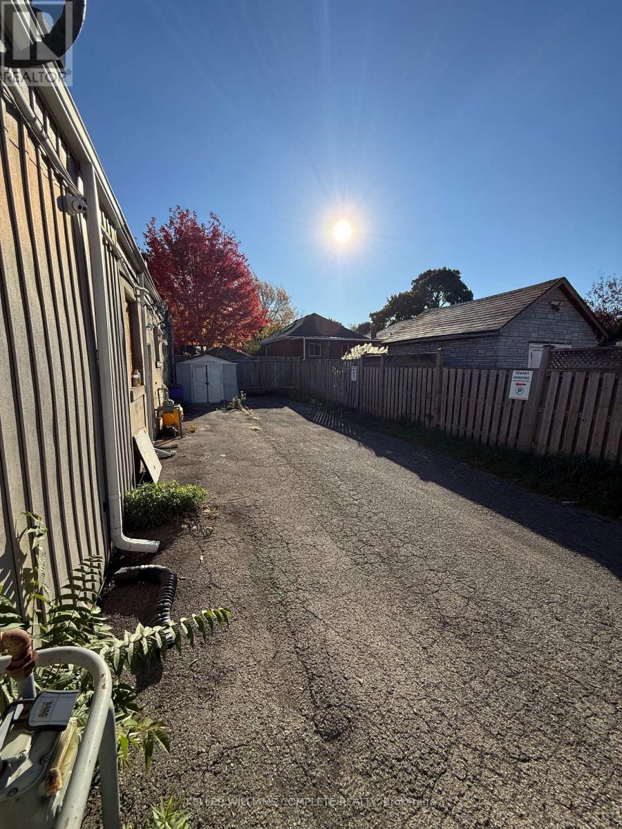 302 Brucedale Avenue, Hamilton, Ontario  L9A 1R1 - Photo 45 - X12494848