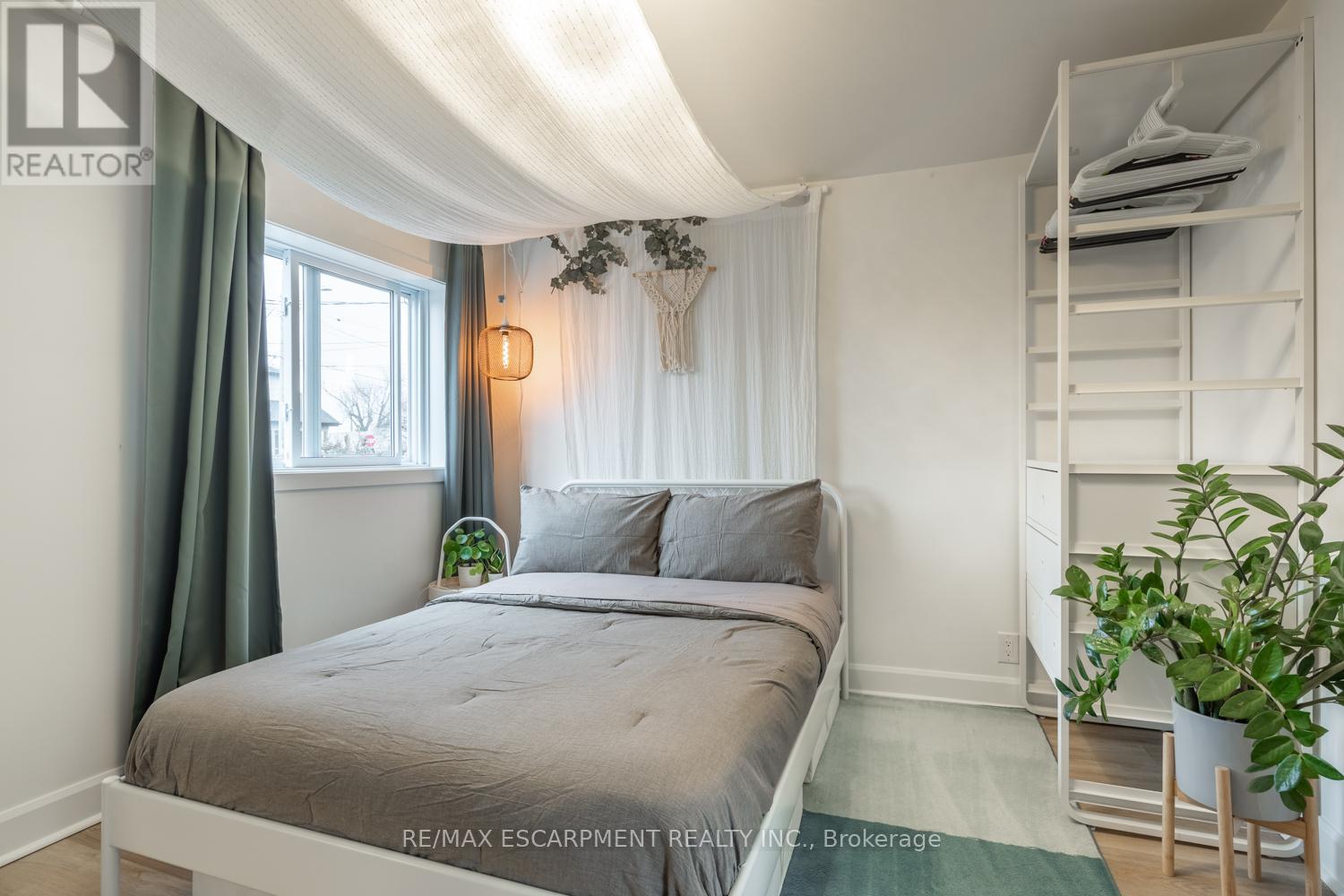 48 Frederick Avenue, Hamilton, Ontario  L8H 4K4 - Photo 32 - X12494872