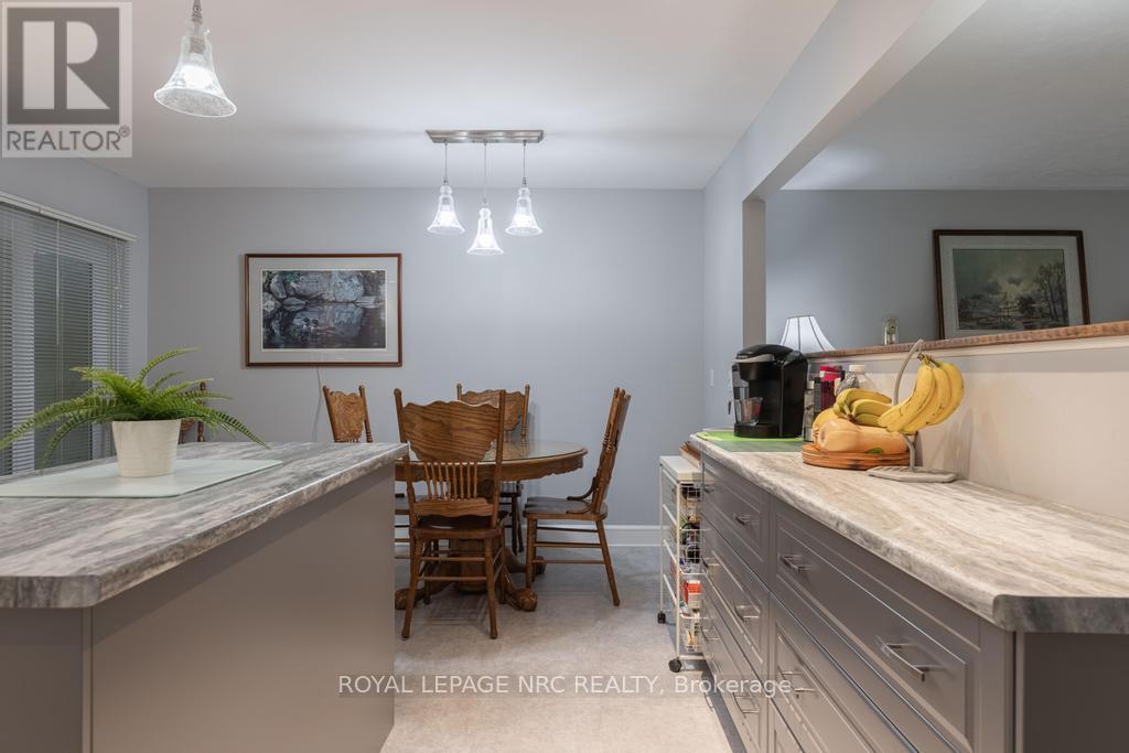 22 Beamer Avenue, St. Catharines, Ontario  L2M 2L3 - Photo 10 - X12494900