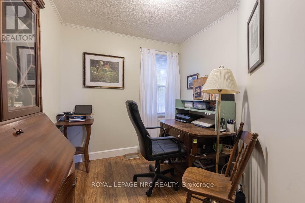 22 Beamer Avenue, St. Catharines, Ontario  L2M 2L3 - Photo 14 - X12494900