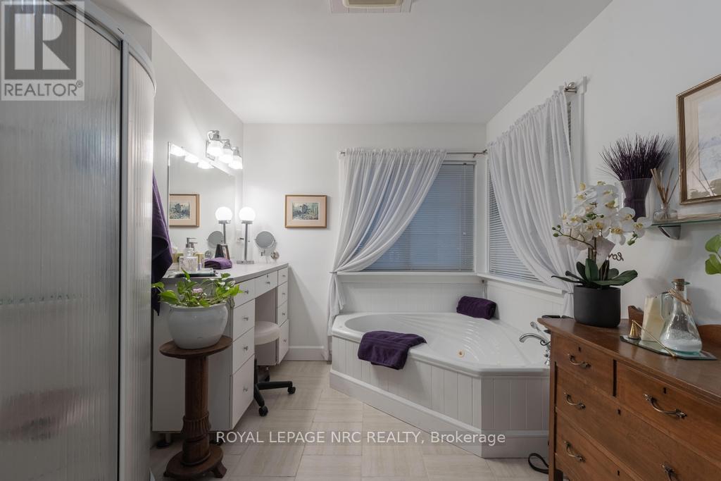 22 Beamer Avenue, St. Catharines, Ontario  L2M 2L3 - Photo 15 - X12494900