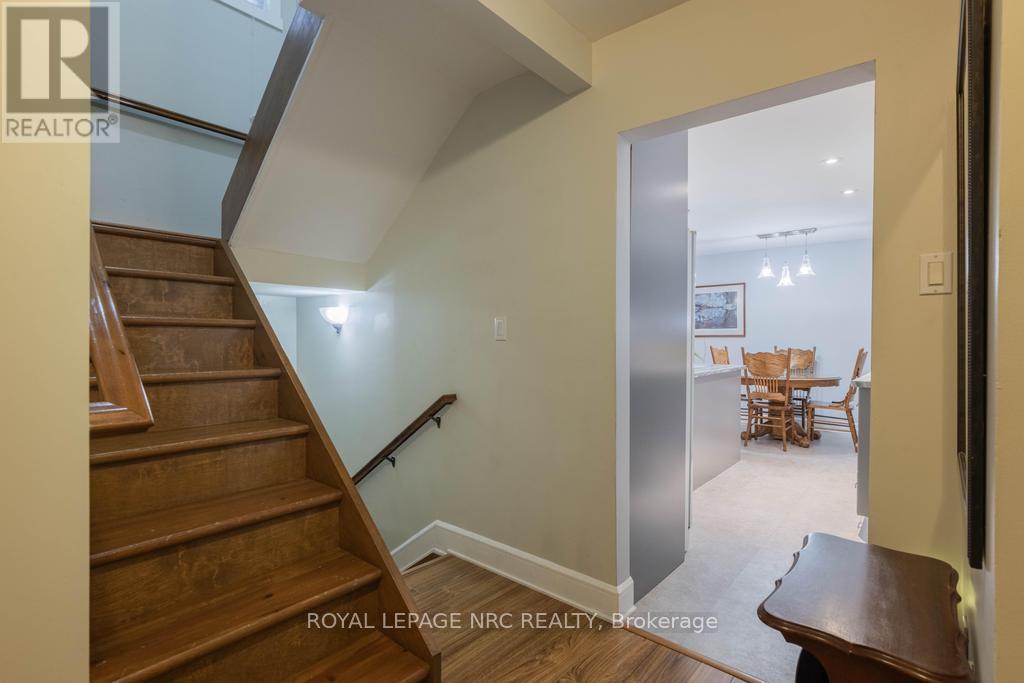 22 Beamer Avenue, St. Catharines, Ontario  L2M 2L3 - Photo 17 - X12494900