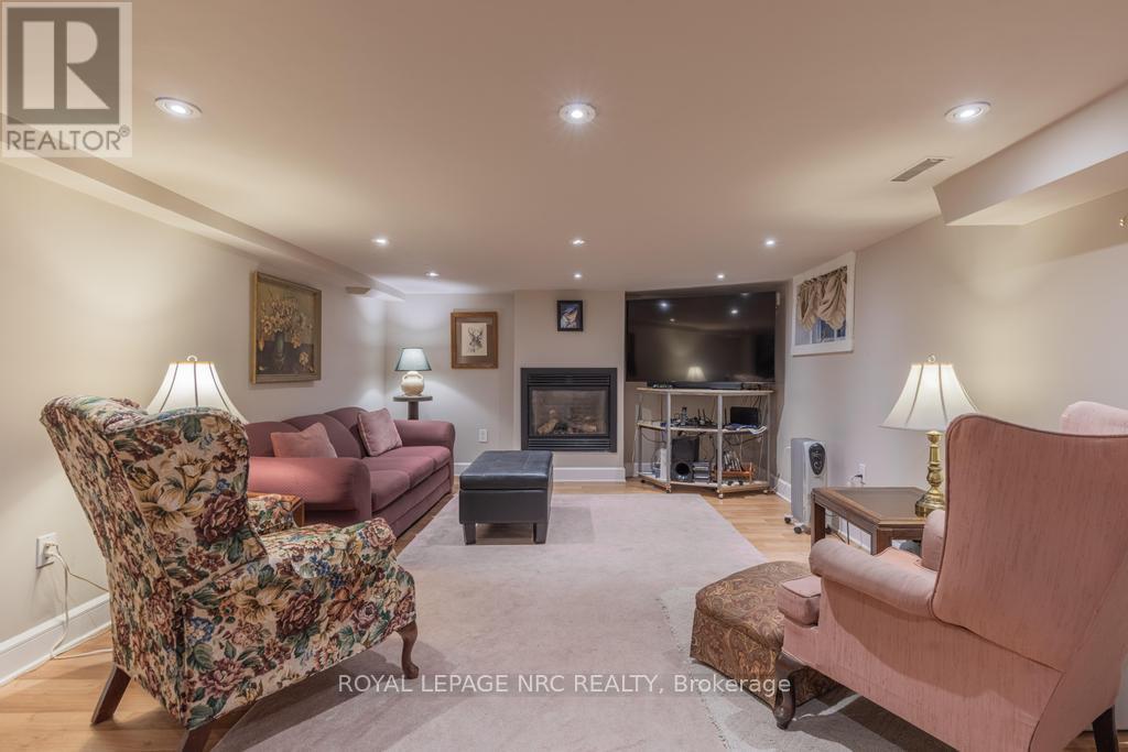 22 Beamer Avenue, St. Catharines, Ontario  L2M 2L3 - Photo 22 - X12494900