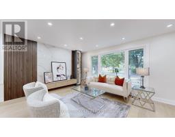 81 SEDGEMOUNT DRIVE, Toronto, Ontario