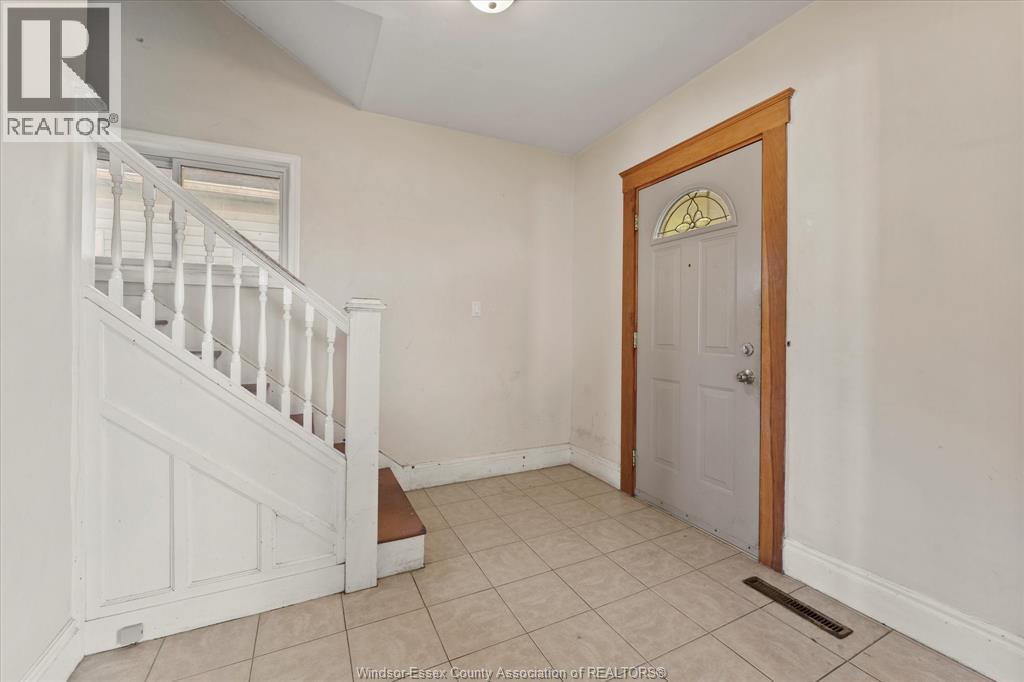 328 Bridge Avenue, Windsor, Ontario  N9B 2M4 - Photo 5 - 25027664