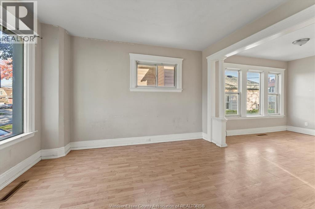 328 Bridge Avenue, Windsor, Ontario  N9B 2M4 - Photo 6 - 25027664