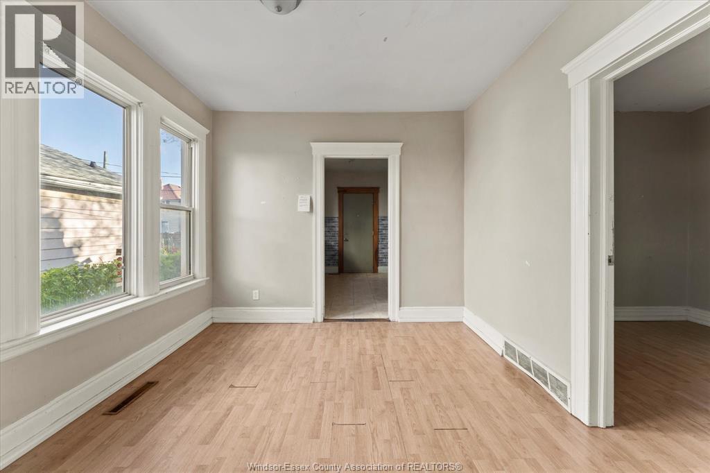 328 Bridge Avenue, Windsor, Ontario  N9B 2M4 - Photo 9 - 25027664