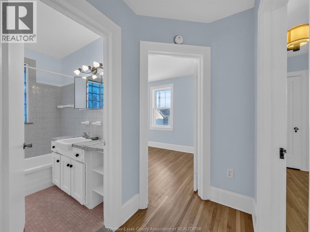 1384 Parent, Windsor, Ontario  N8X 4J3 - Photo 17 - 25027660