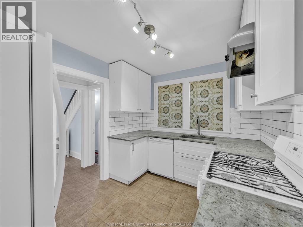 1384 Parent, Windsor, Ontario  N8X 4J3 - Photo 18 - 25027660