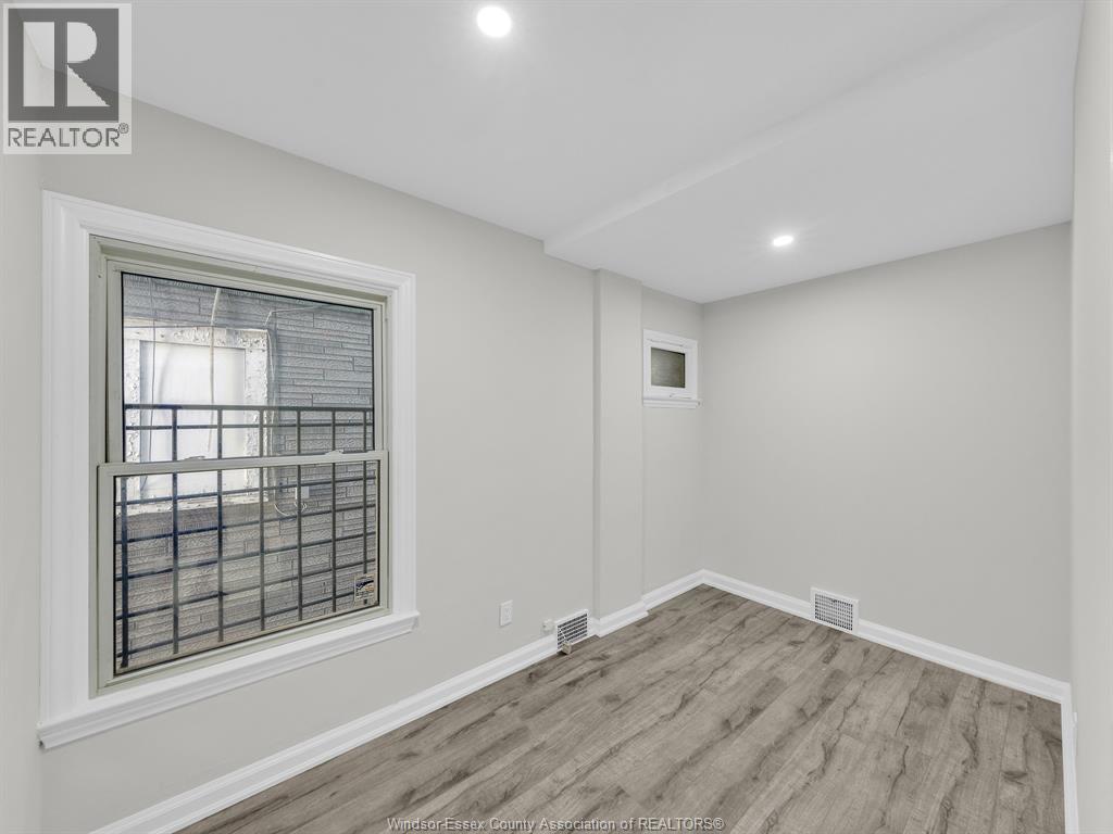 1052 Drouillard Road, Windsor, Ontario  N8Y 2P8 - Photo 18 - 25027642