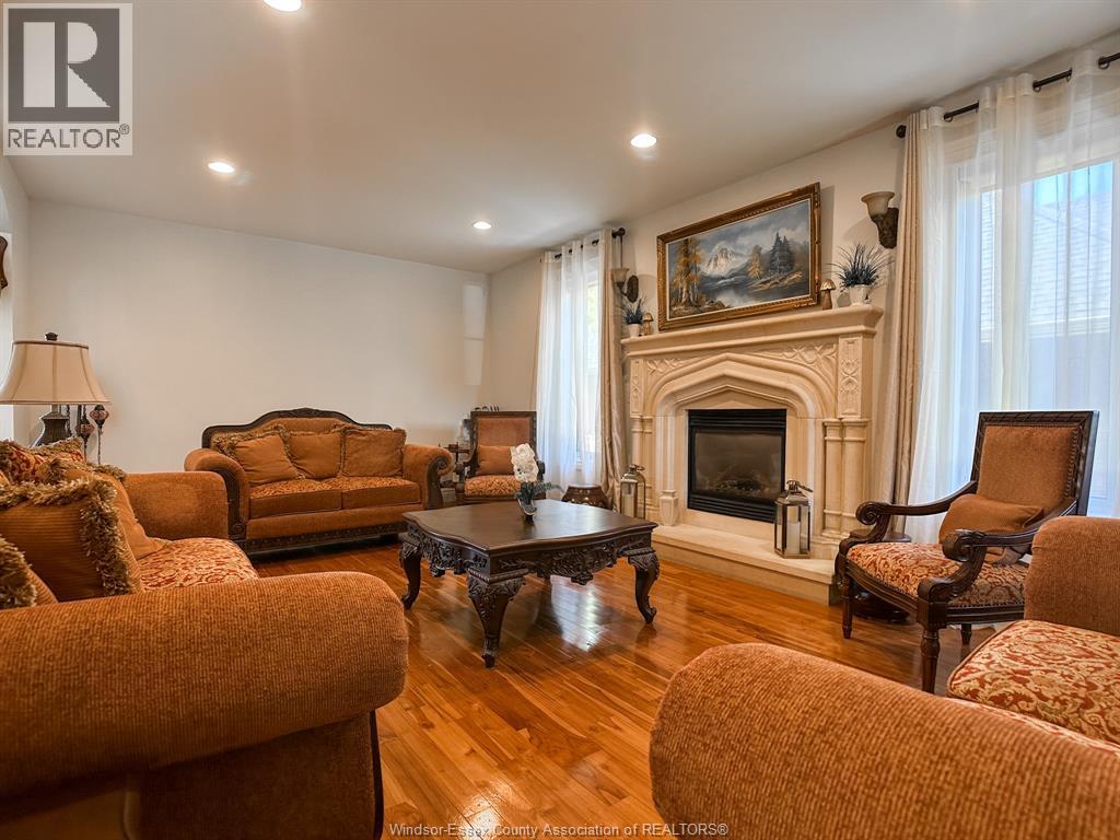 1042 Huntington, Lakeshore, Ontario  N8L 0W2 - Photo 12 - 25027480