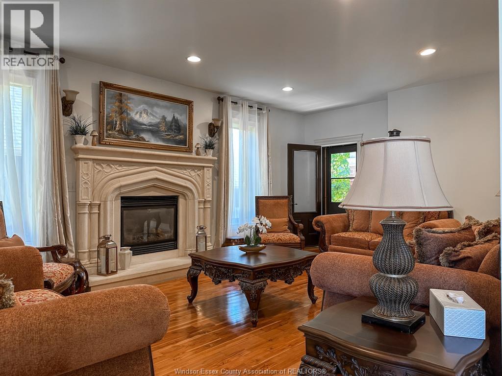 1042 Huntington, Lakeshore, Ontario  N8L 0W2 - Photo 13 - 25027480