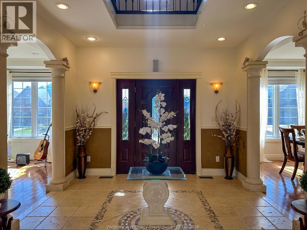 1042 Huntington, Lakeshore, Ontario  N8L 0W2 - Photo 2 - 25027480