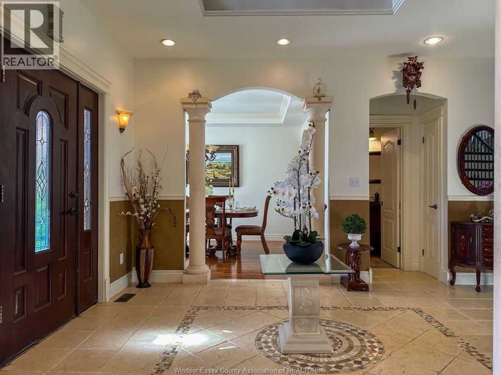 1042 Huntington, Lakeshore, Ontario  N8L 0W2 - Photo 3 - 25027480