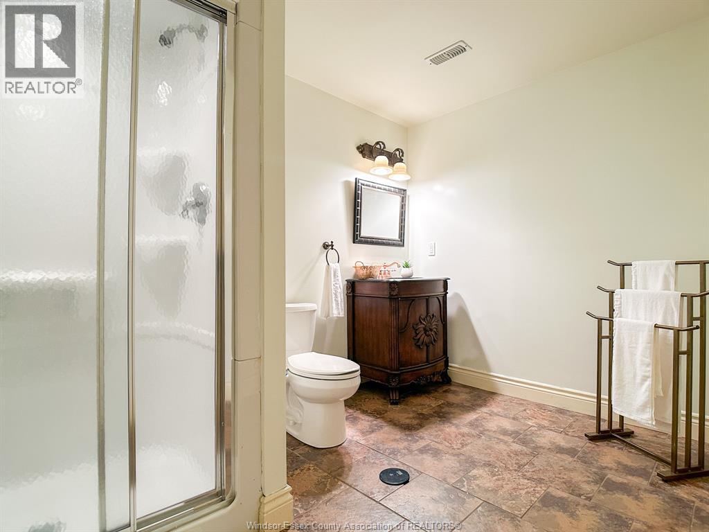 1042 Huntington, Lakeshore, Ontario  N8L 0W2 - Photo 40 - 25027480