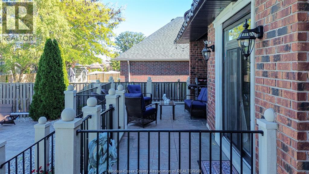 1042 Huntington, Lakeshore, Ontario  N8L 0W2 - Photo 41 - 25027480