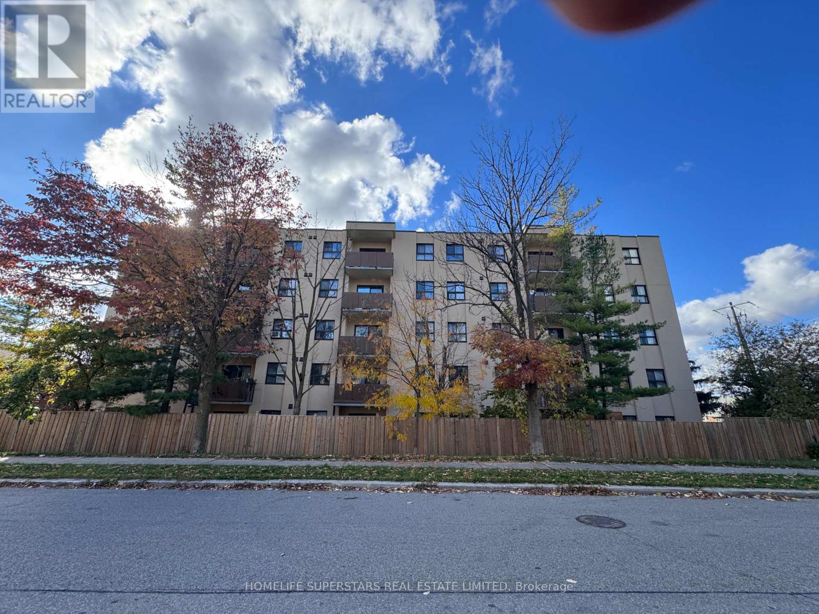 202 - 1445 Wilson Avenue, Toronto (Downsview-Roding-Cfb), Ontario  M3M 1J5 - Photo 15 - W12482818