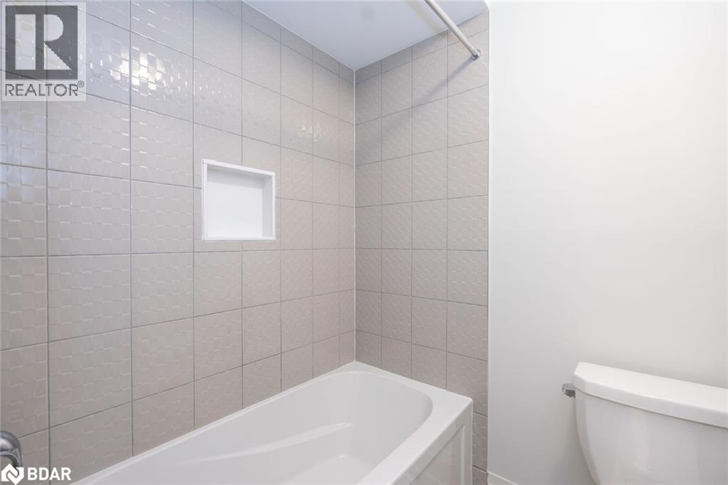 176 Durham Avenue, Barrie, Ontario  L9J 0Z4 - Photo 11 - 40783826