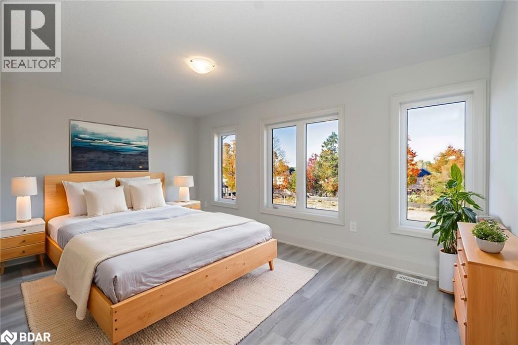 176 Durham Avenue, Barrie, Ontario  L9J 0Z4 - Photo 8 - 40783826