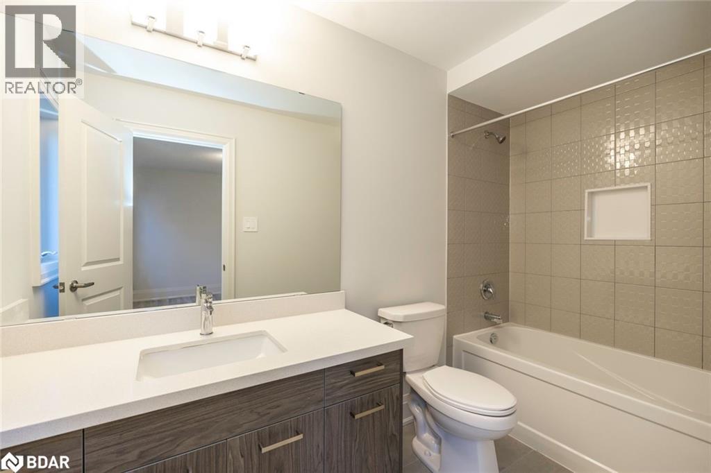 176 Durham Avenue, Barrie, Ontario  L9J 0Z4 - Photo 13 - 40783826