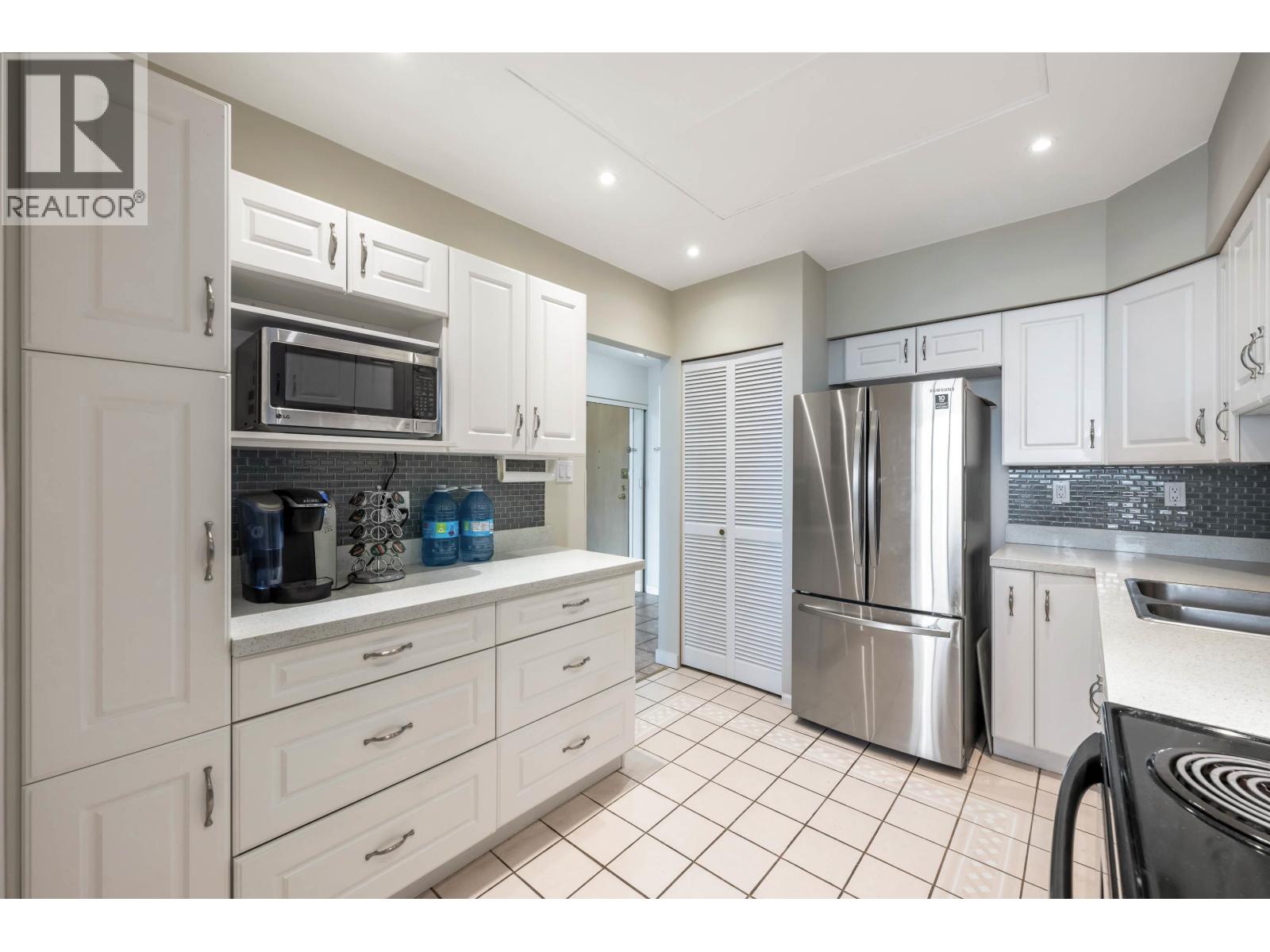 702 5885 Olive Avenue, Burnaby, British Columbia  V5H 4N8 - Photo 27 - R3063504