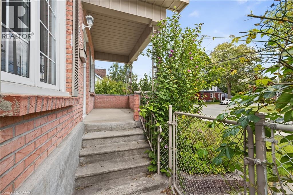 233 High Street, London, Ontario  N6C 4K9 - Photo 8 - 40769026