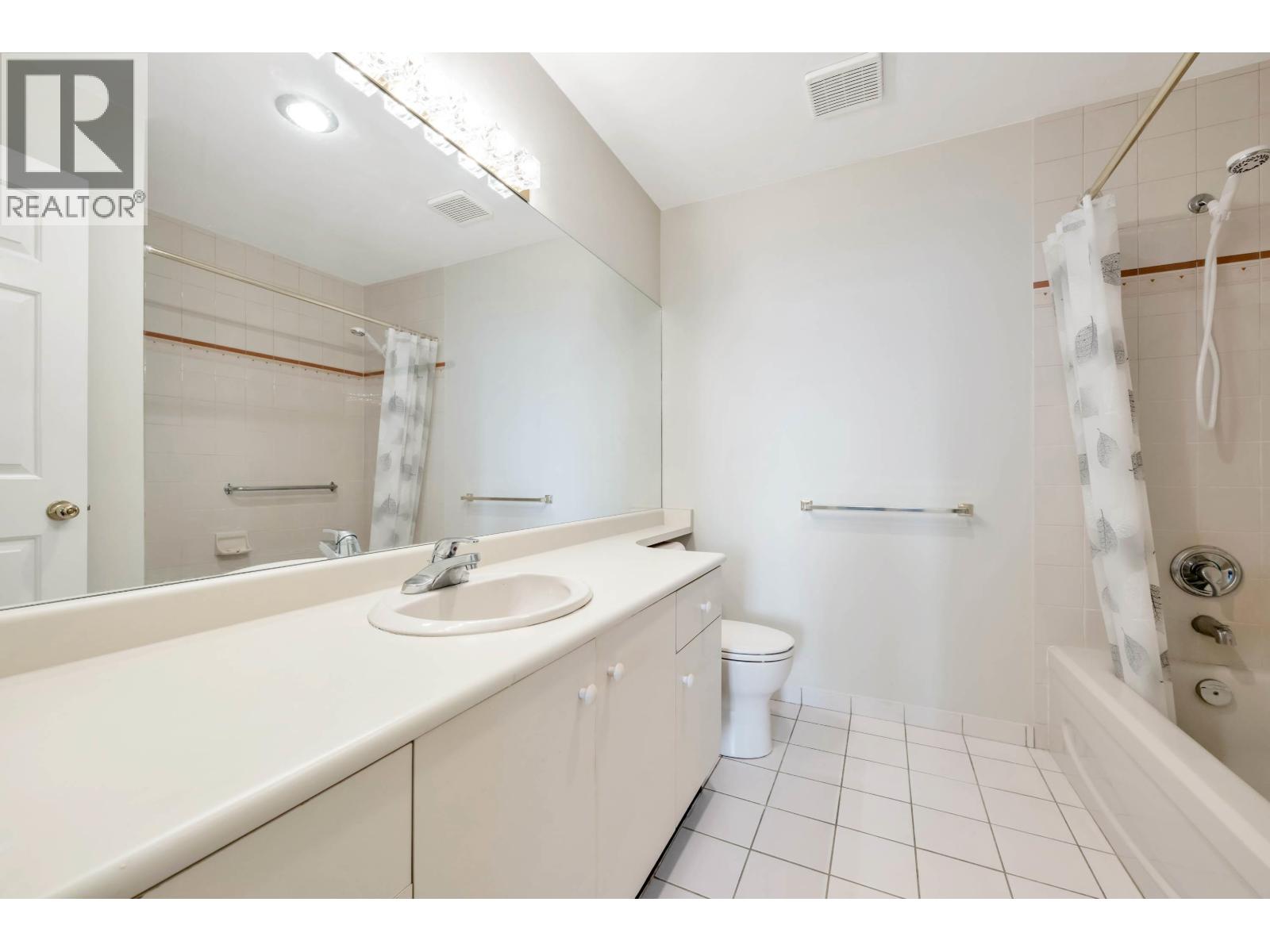 702 5885 Olive Avenue, Burnaby, British Columbia  V5H 4N8 - Photo 33 - R3063504